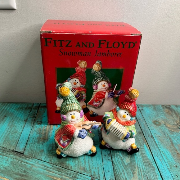 Fitz & Floyd Holiday Jamboree Snowman Salt & Pepper Shakers Christmas - Picture 2 of 16